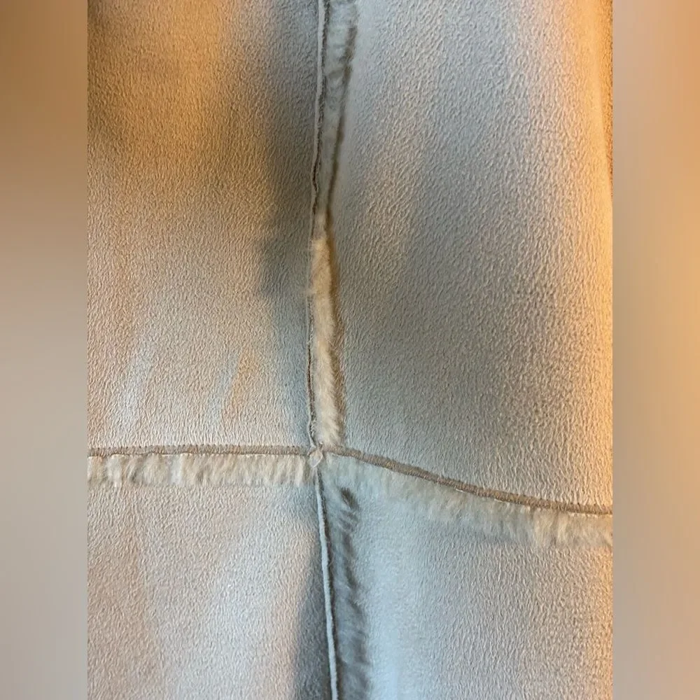 Dana Buchman Faux Shearling Vest Women's Sz 12 Petite Beige Closet Staple Layer